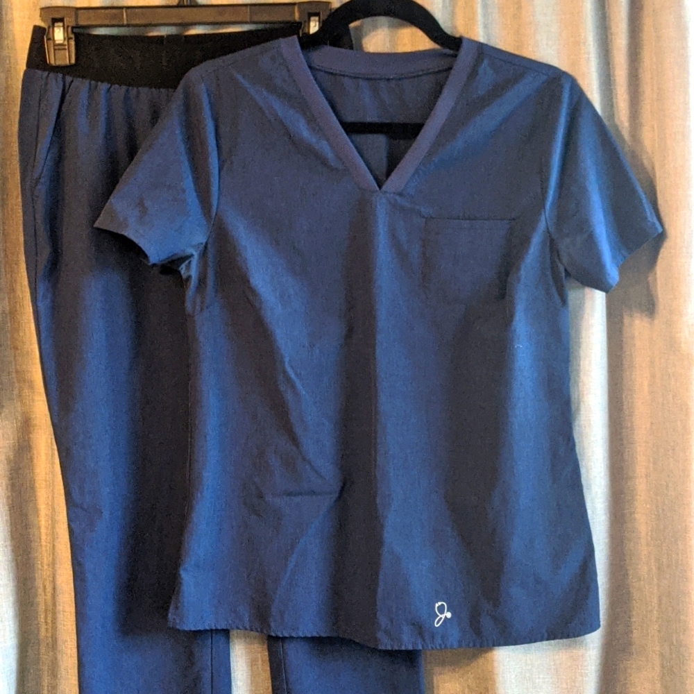 Jaanuu navy performance scrubs